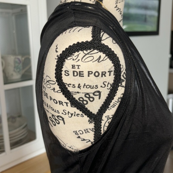 SEXY BLACK SHIMMER ONE SHOULDER DRESS - Picture 2 of 8